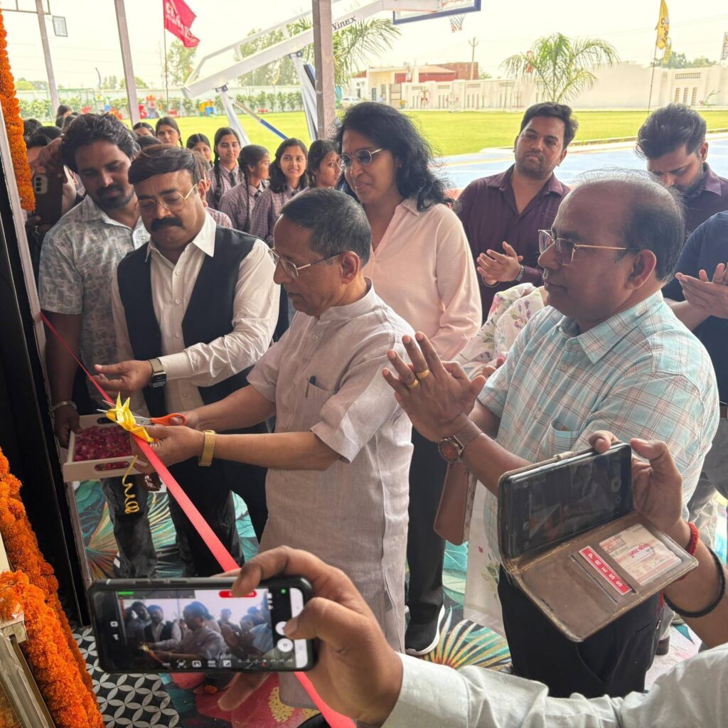 ताज़ा खाना, तेज़ दिमाग: चंद्रा इंटरनेशनल स्कूल में भव्य कैंटीन का उद्घाटन- अरशद जमाल 2 683010220 1267712955550229 2208091379402835792 n