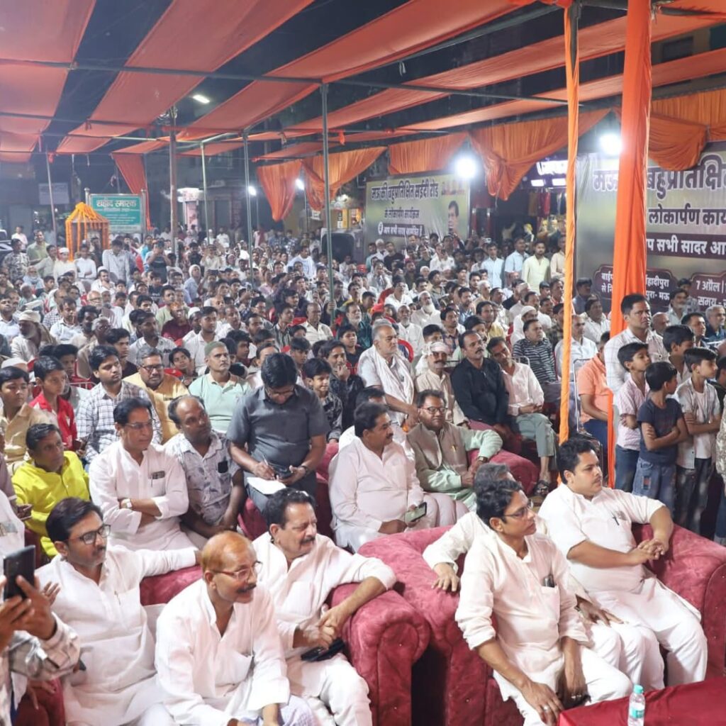 नगर विकास मंत्री ए0के0 शर्मा के हाथों मऊ की बहुप्रतीक्षित सड़क ‘सईदी रोड’ का भव्य लोकार्पण-अरशद जमाल 3 WhatsApp Image 2026 04 08 at 4.25.54 AM