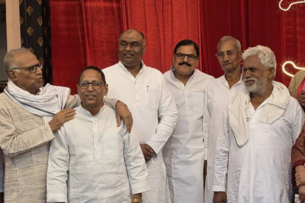Arshad Jamal with Ramdhani Yadav in Mau"