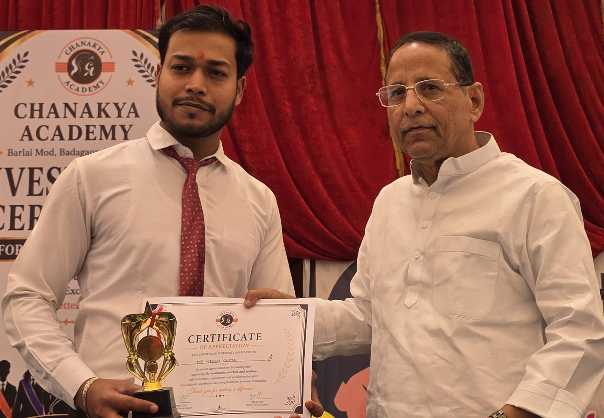 Arshad Jamal ने चाणक्य एकेडमी में मदर्स-डे पर आयोजित कार्यक्रम में मुख्य अतिथि के रूप में की शिरकत 15 690637761 1503467857787524 1274253706344549062 n