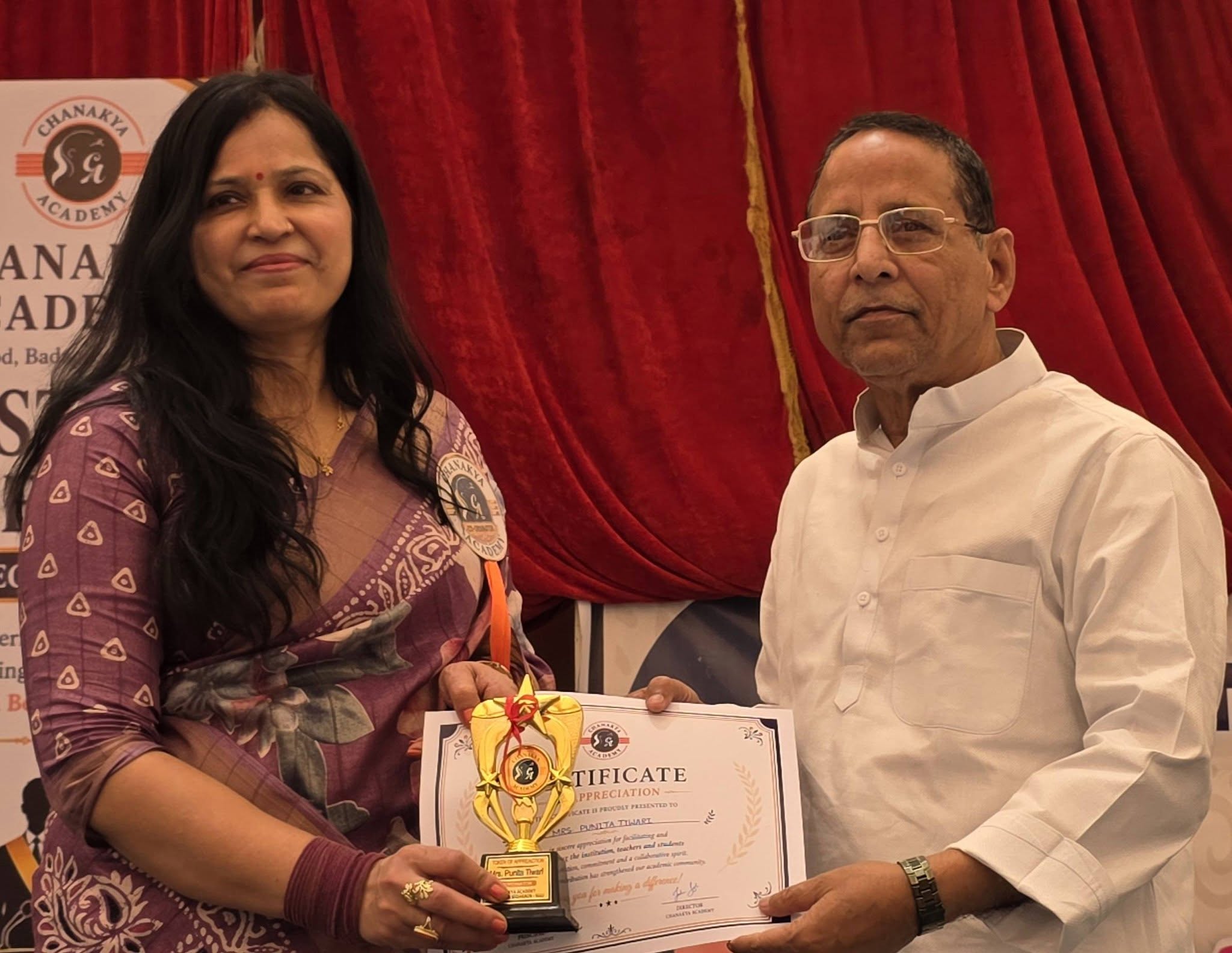 Arshad Jamal ने चाणक्य एकेडमी में मदर्स-डे पर आयोजित कार्यक्रम में मुख्य अतिथि के रूप में की शिरकत 3 694844678 1503467777787532 2280469826234929015 n