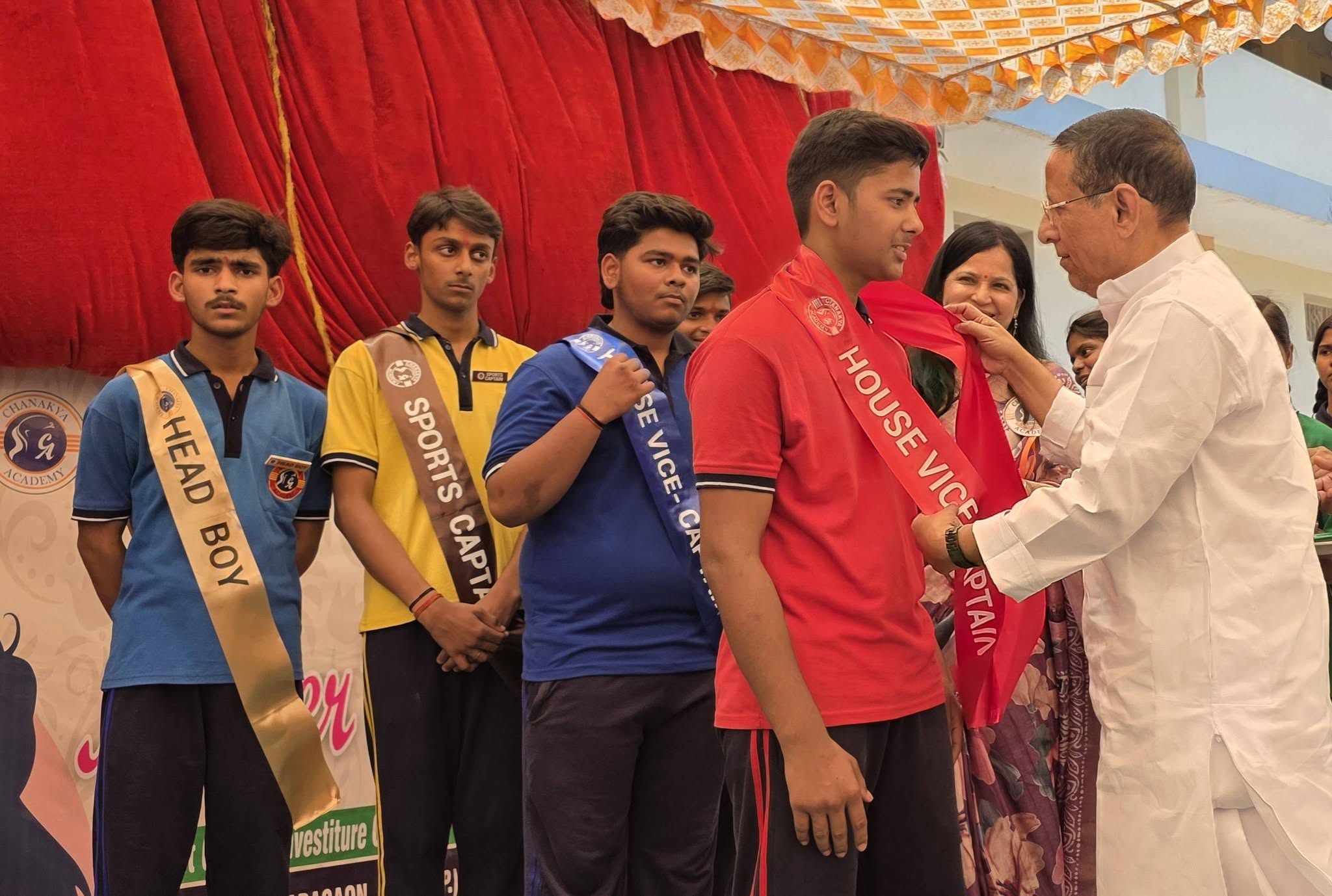 Arshad Jamal ने चाणक्य एकेडमी में मदर्स-डे पर आयोजित कार्यक्रम में मुख्य अतिथि के रूप में की शिरकत 24 695071350 1503468174454159 737232663496956394 n
