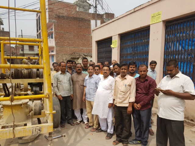Tubewell ka Shilanyas Kerte huye Arshad Jamal 1536x1152