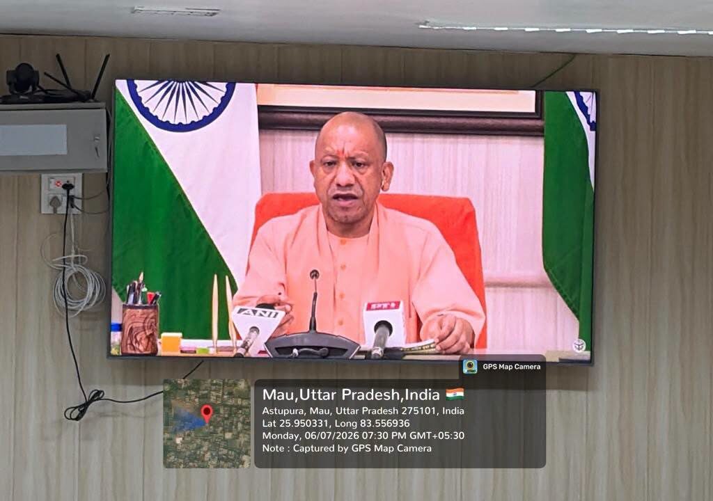 मऊ नगर पालिका का वृहद वृक्षारोपण अभियान: चेयरमैन अरशद जमाल के नेतृत्व में लगेंगे 11,130 पौधे 2 738117028 1342353340804739 4087470863205092482 n